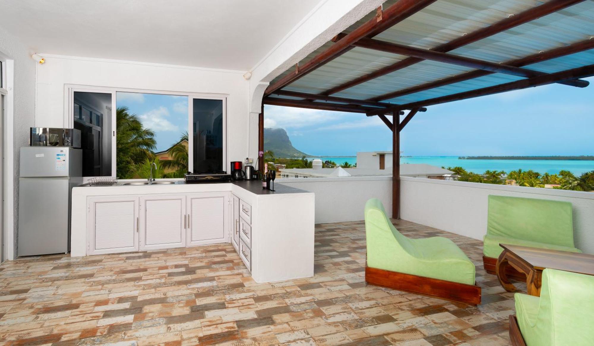 Twakila Sunset Suites La Gaulette Esterno foto
