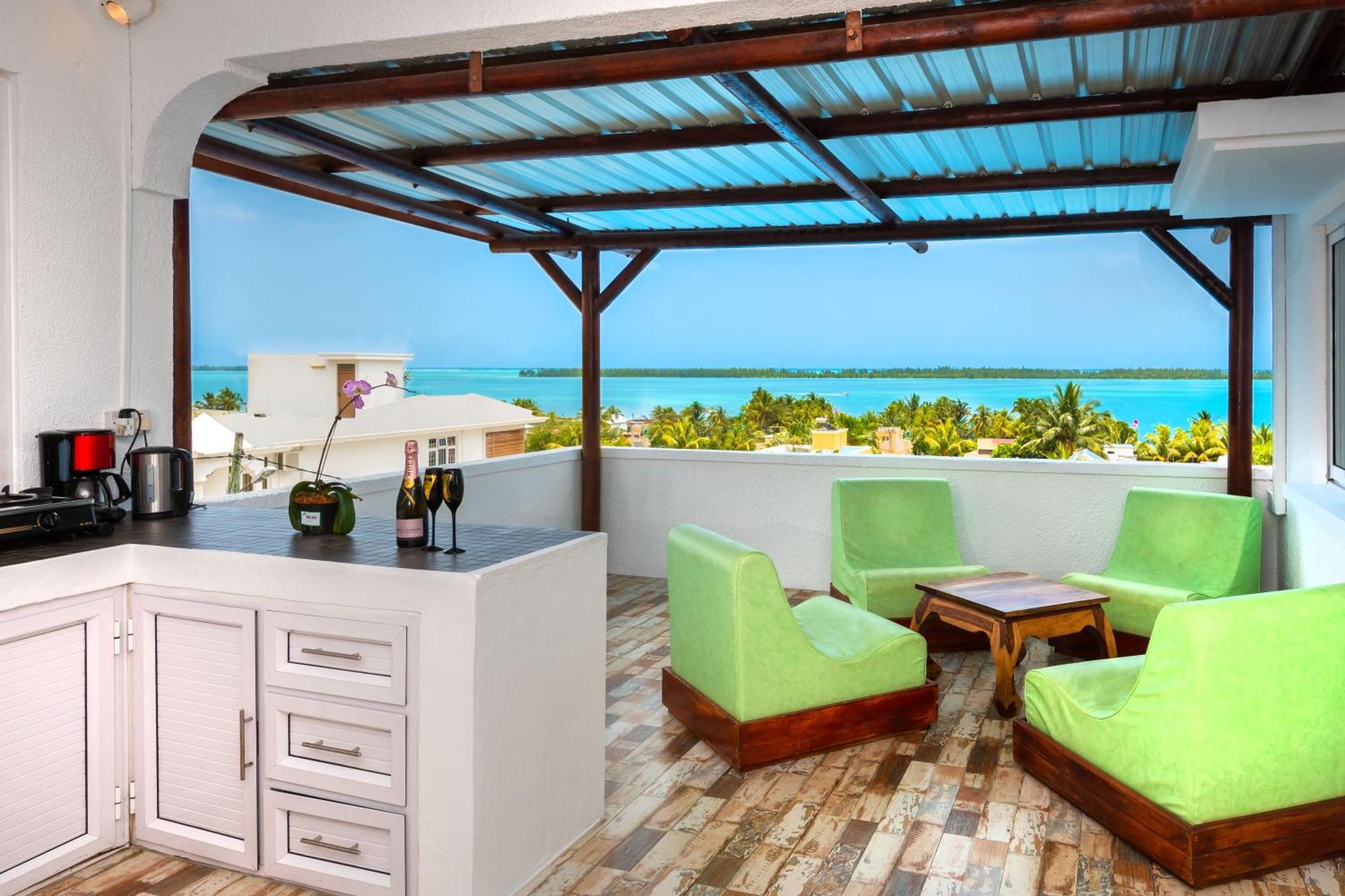 Twakila Sunset Suites La Gaulette Esterno foto