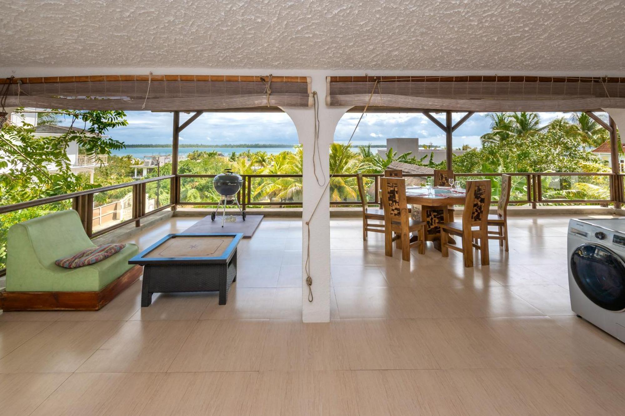 Twakila Sunset Suites La Gaulette Esterno foto