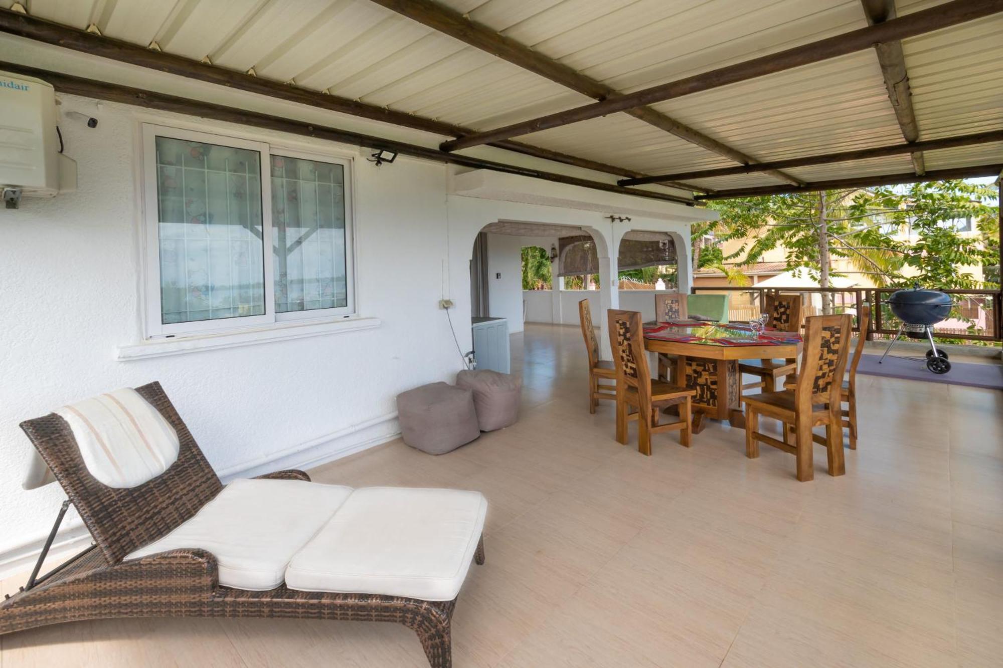 Twakila Sunset Suites La Gaulette Esterno foto