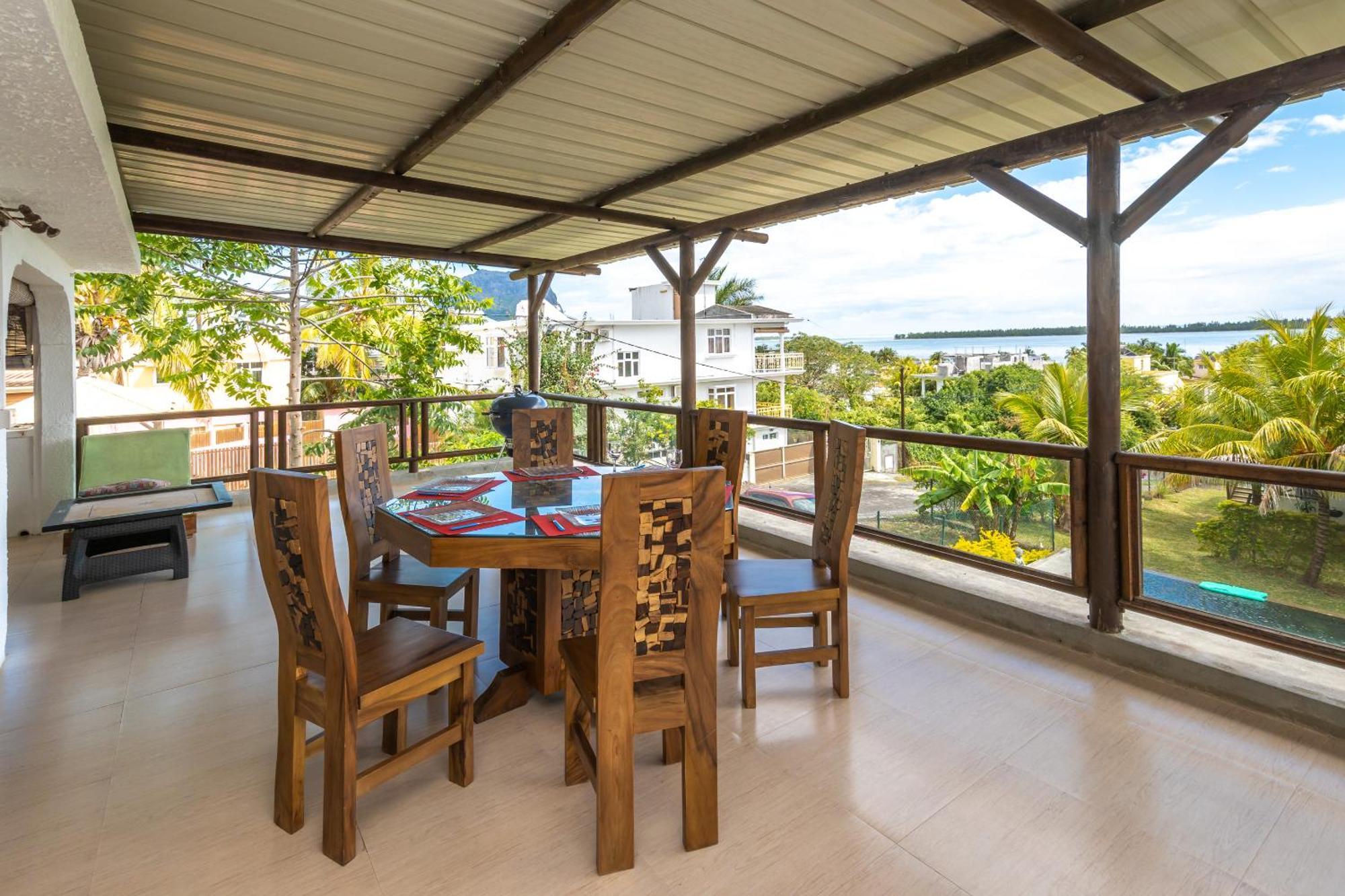 Twakila Sunset Suites La Gaulette Esterno foto