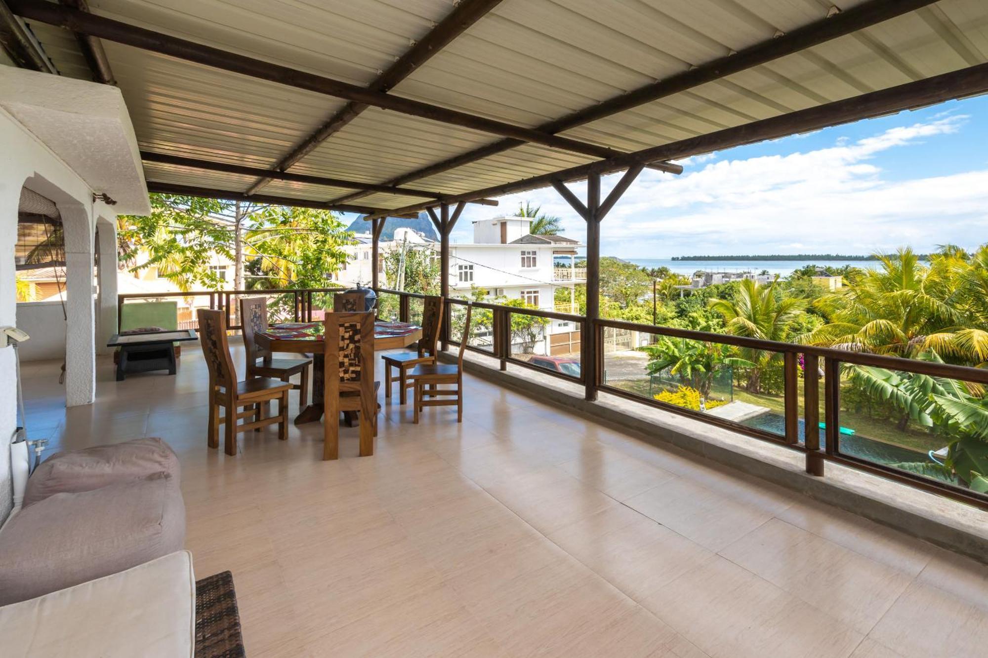 Twakila Sunset Suites La Gaulette Esterno foto