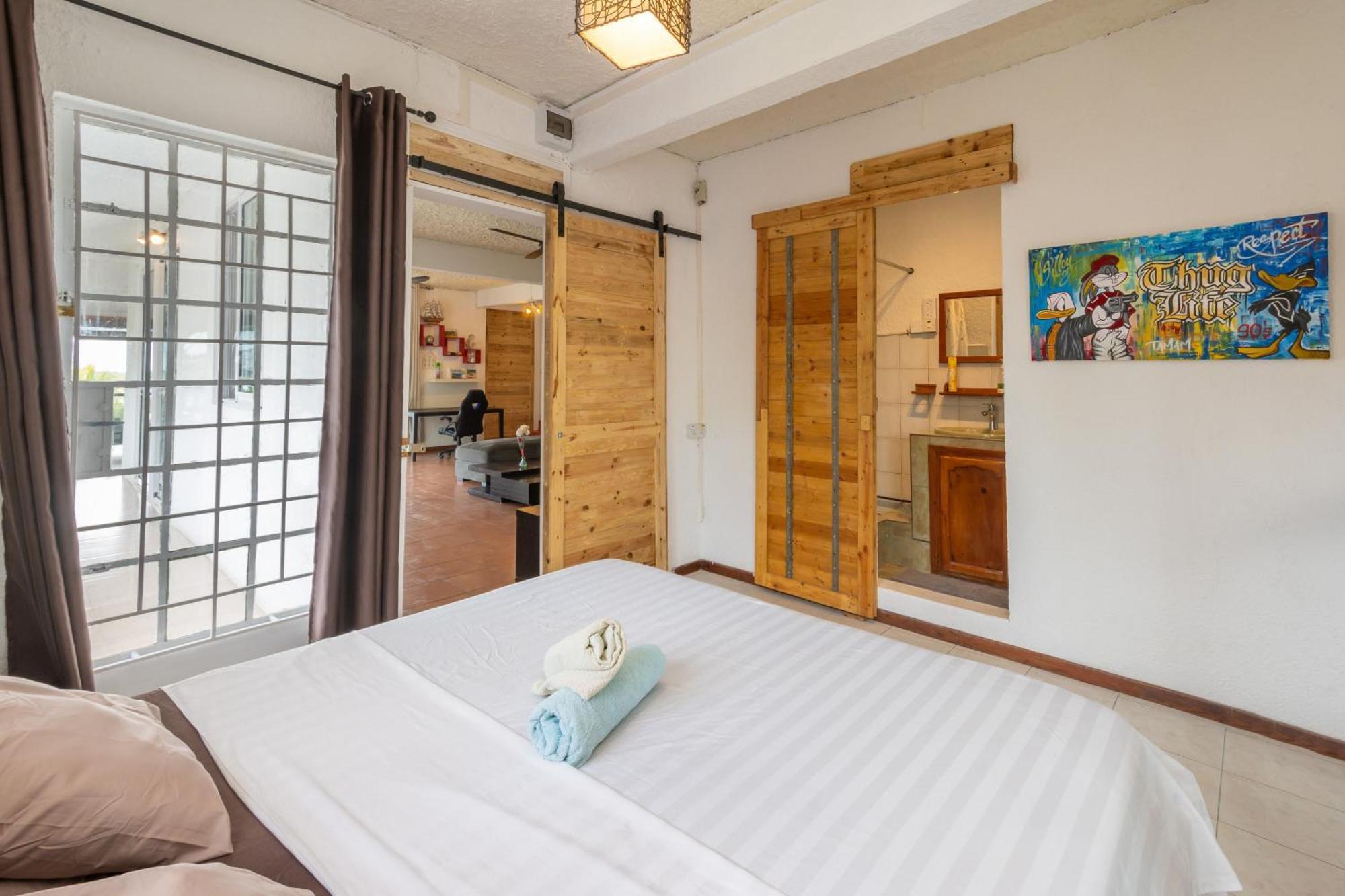 Twakila Sunset Suites La Gaulette Esterno foto