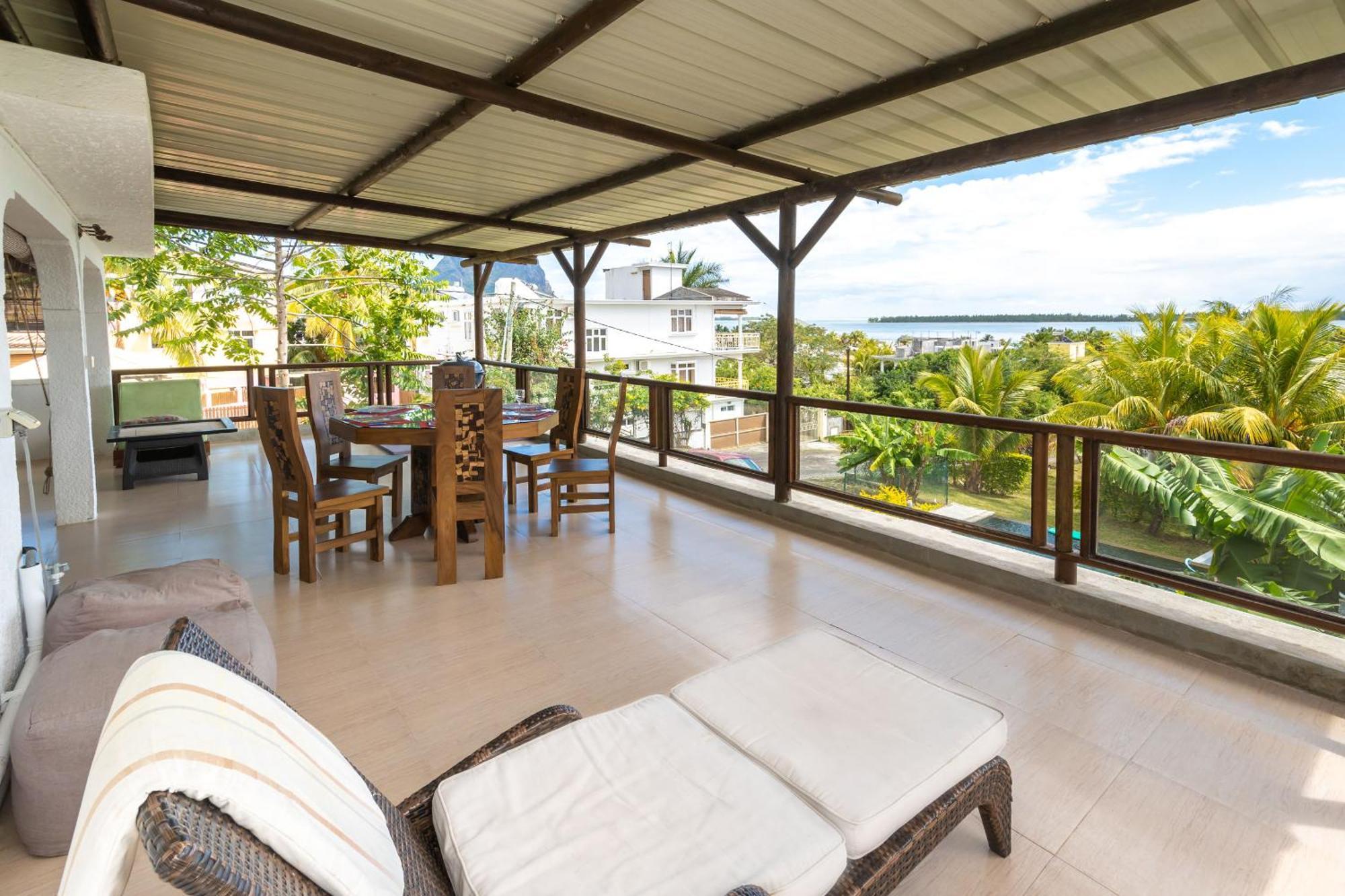 Twakila Sunset Suites La Gaulette Esterno foto
