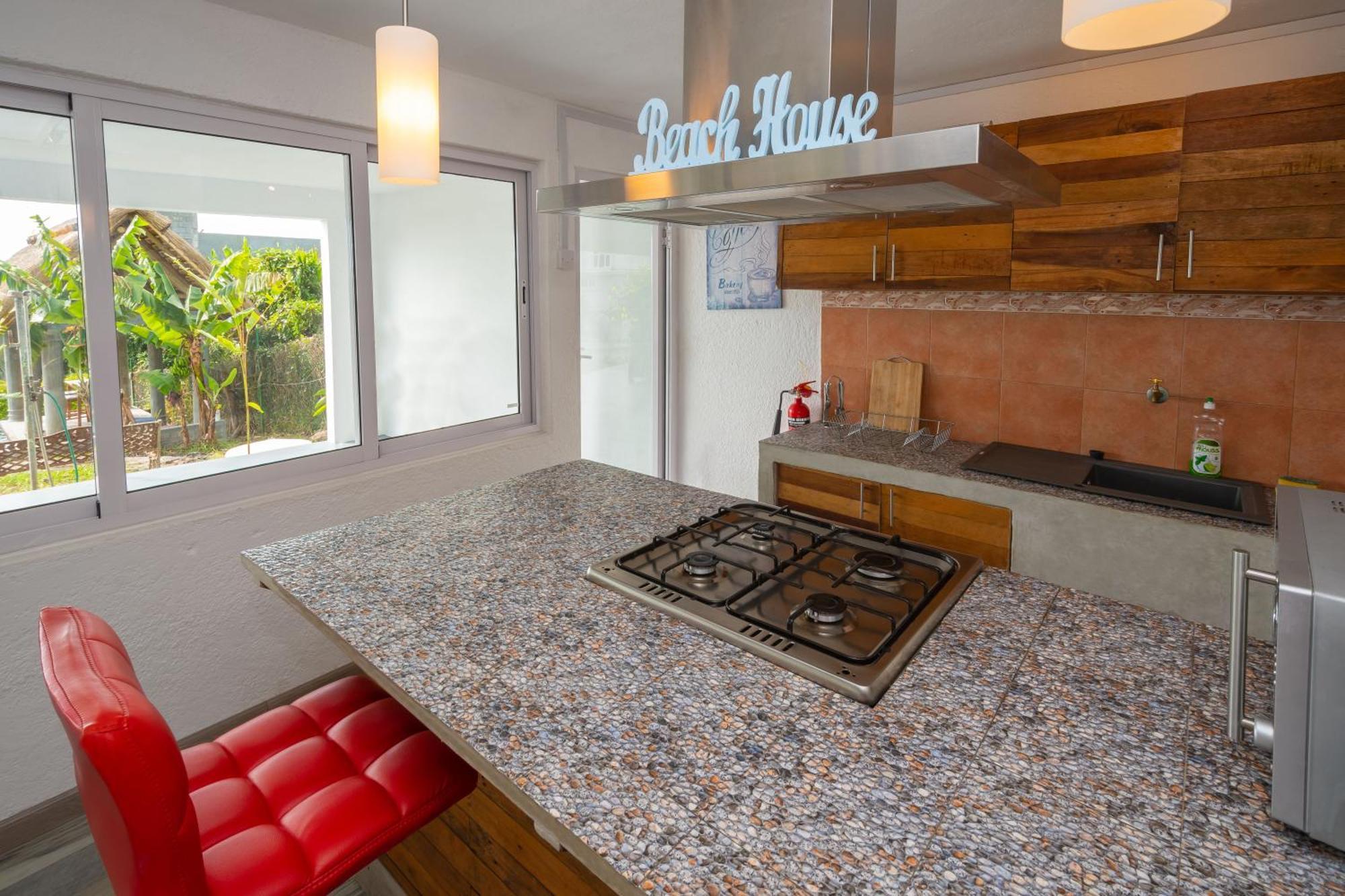 Twakila Sunset Suites La Gaulette Esterno foto