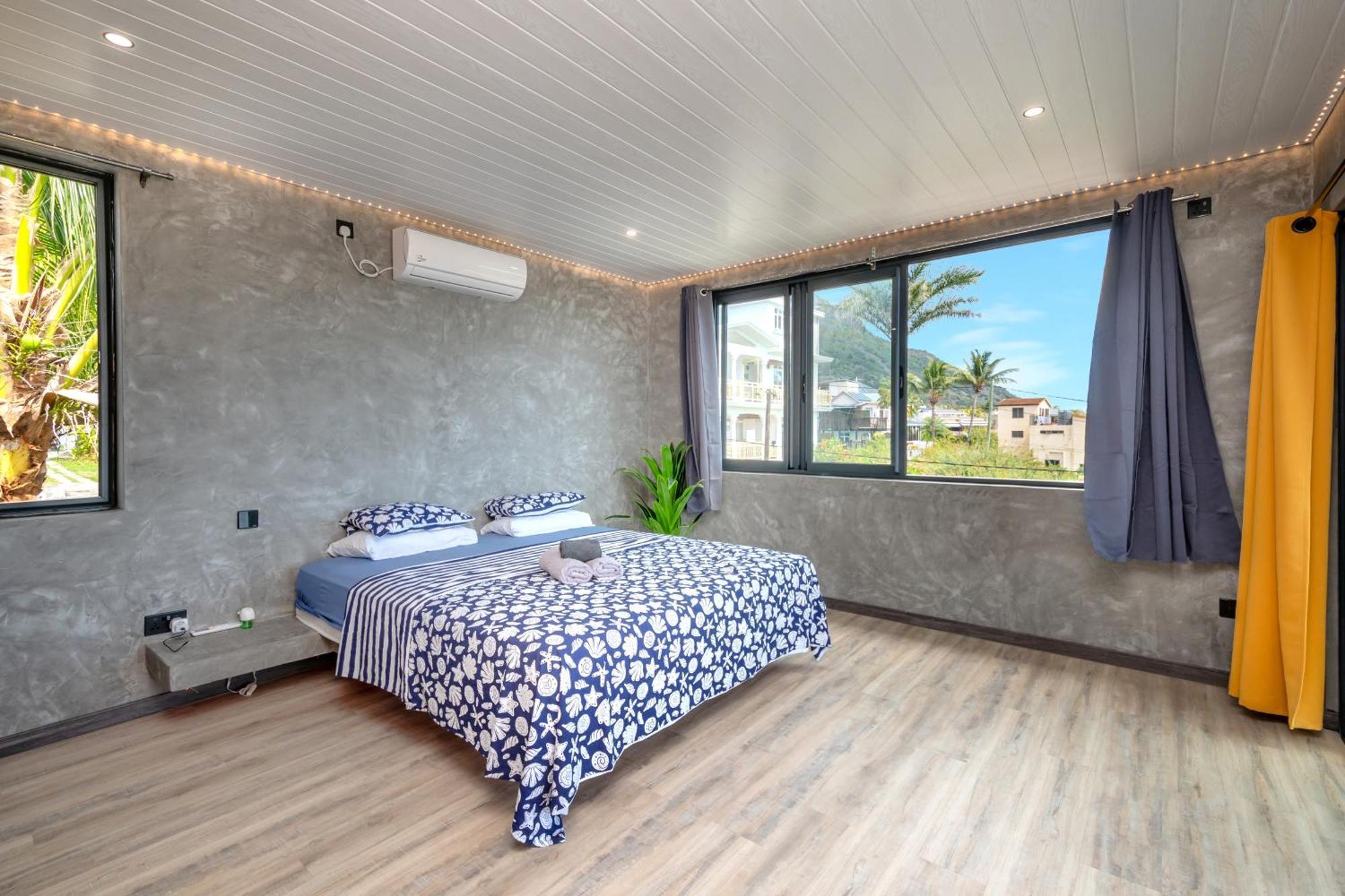 Twakila Sunset Suites La Gaulette Esterno foto