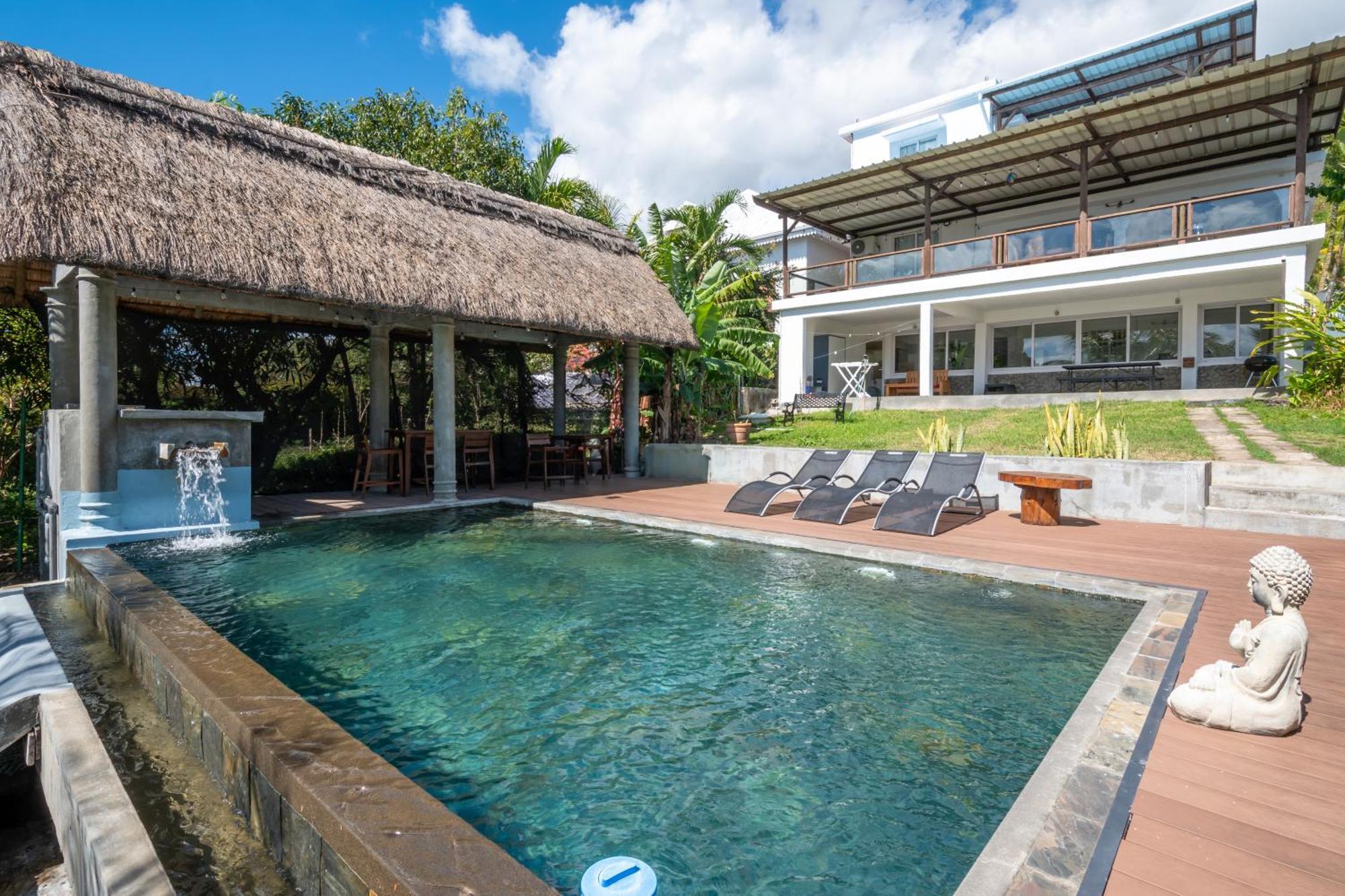 Twakila Sunset Suites La Gaulette Esterno foto