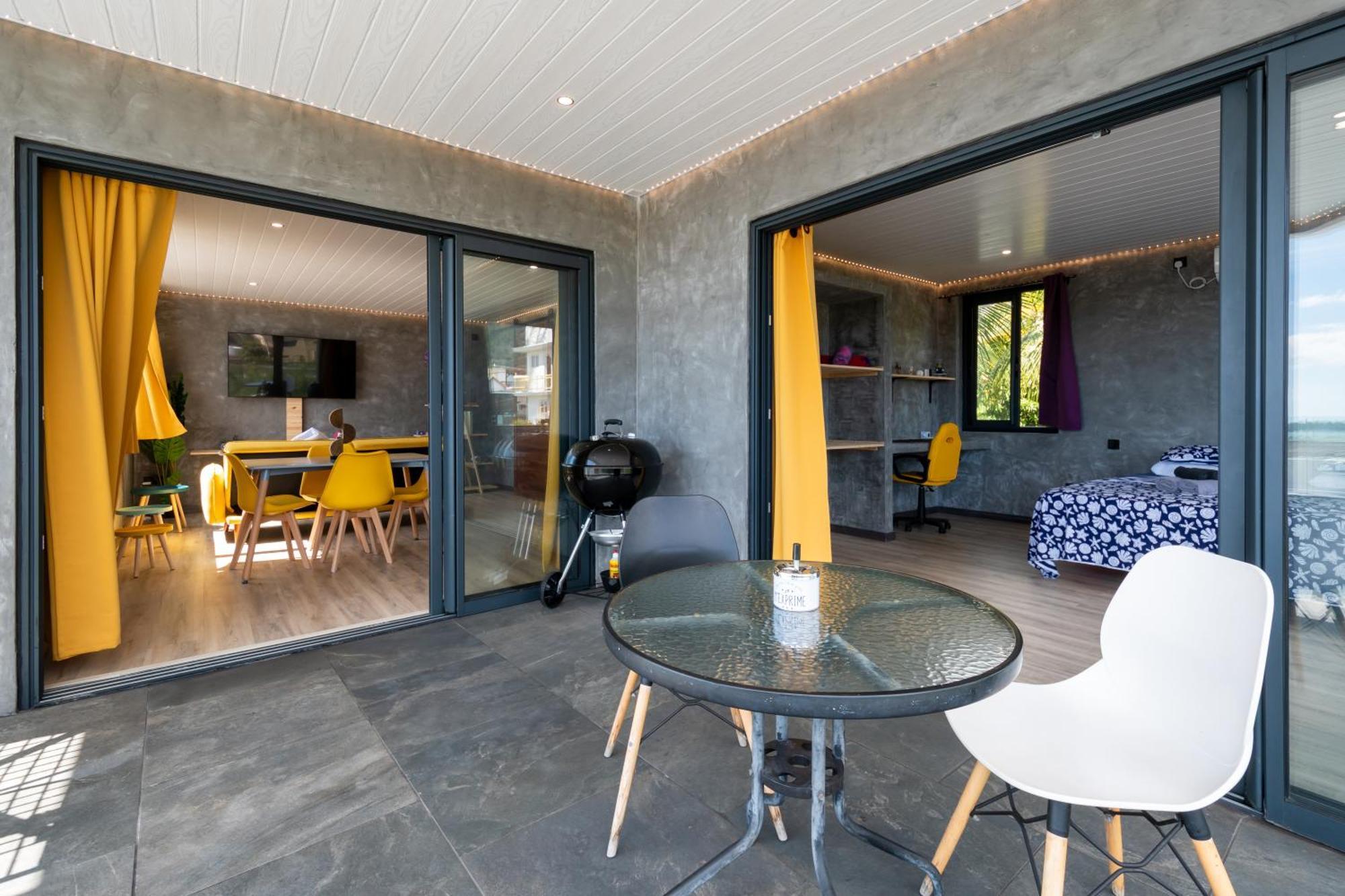 Twakila Sunset Suites La Gaulette Esterno foto