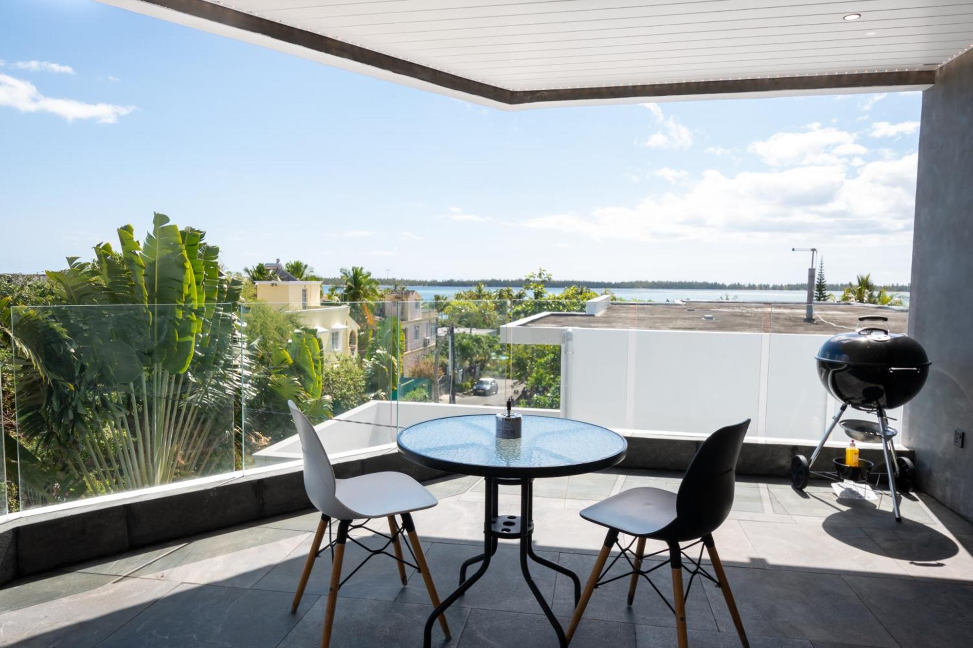 Twakila Sunset Suites La Gaulette Esterno foto