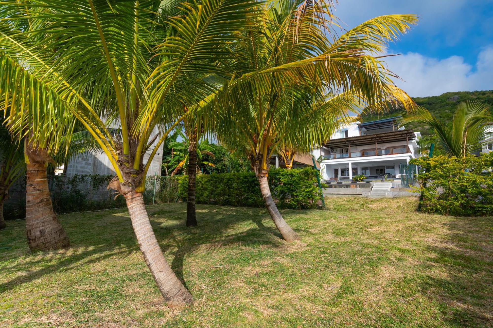Twakila Sunset Suites La Gaulette Esterno foto